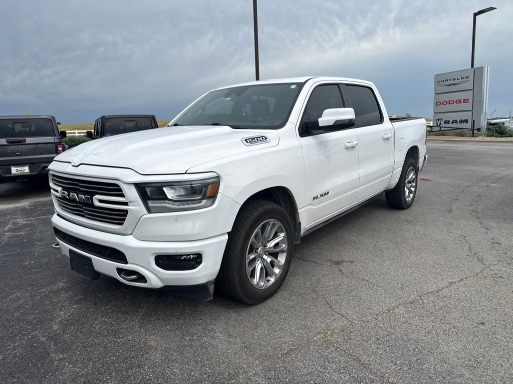 2023 RAM 1500 Laramie Crew Cab 4x4 5'7' Box