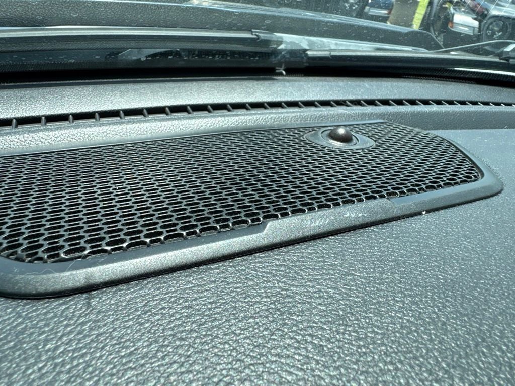 2021 RAM 1500 Laramie Crew Cab 4x4 5'7' Box