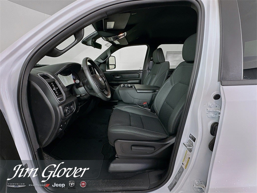 2025 RAM 1500 RAM 1500 TRADESMAN CREW CAB 4X4 6'4' BOX