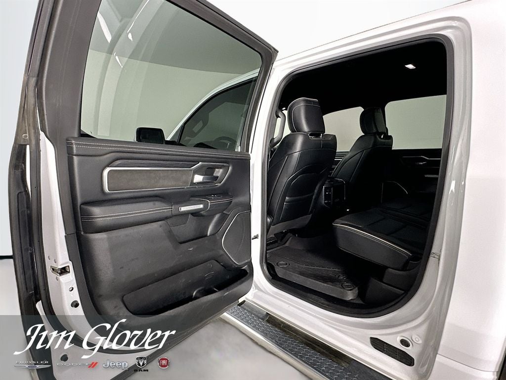 2023 RAM 1500 Laramie Crew Cab 4x4 6'4' Box