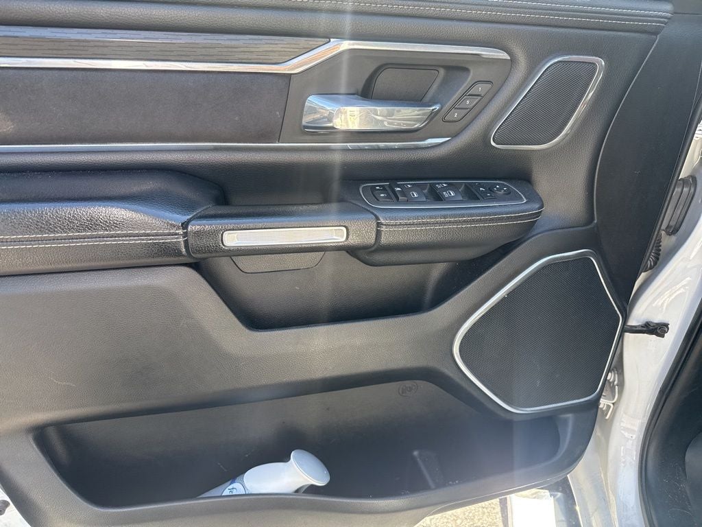 2023 RAM 1500 Laramie Crew Cab 4x4 6'4' Box
