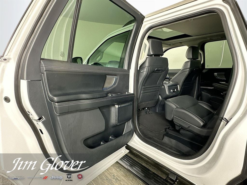 2025 Ford Expedition Max Platinum MAX