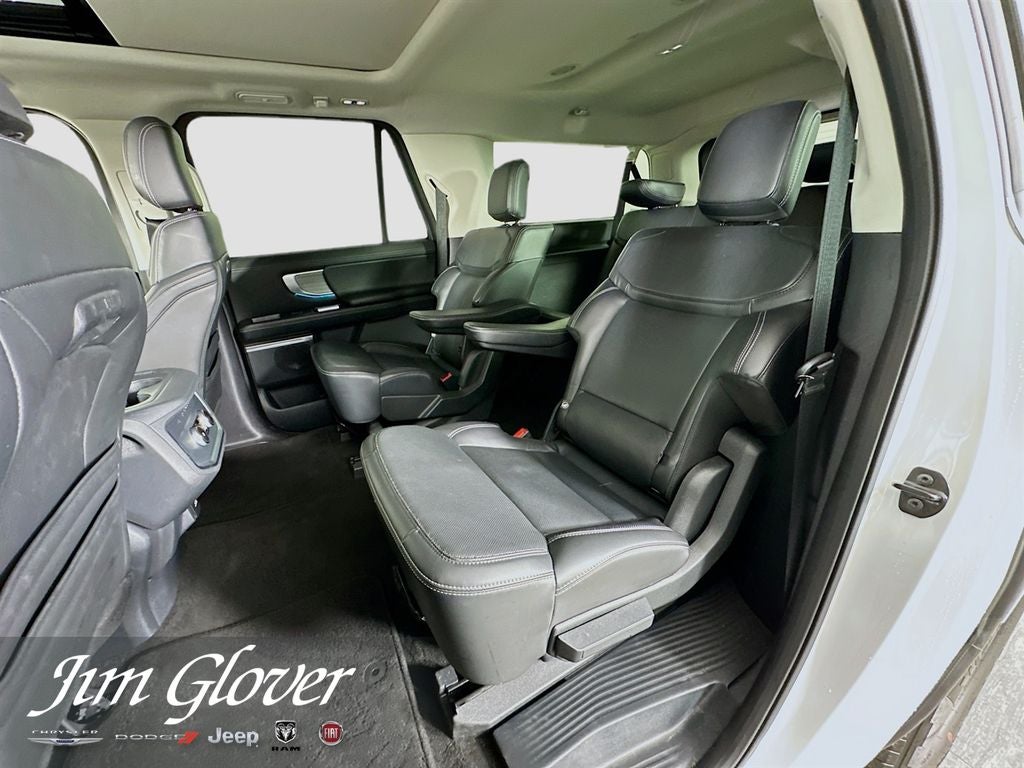 2025 Ford Expedition Max Platinum MAX