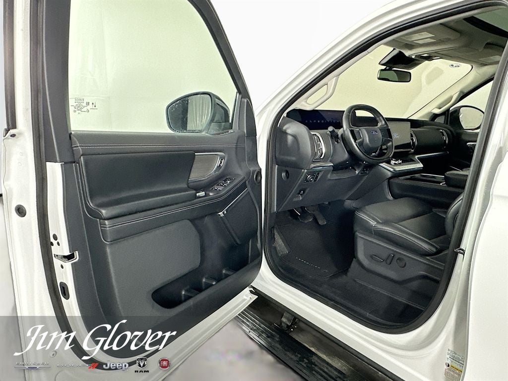 2025 Ford Expedition Max Platinum MAX