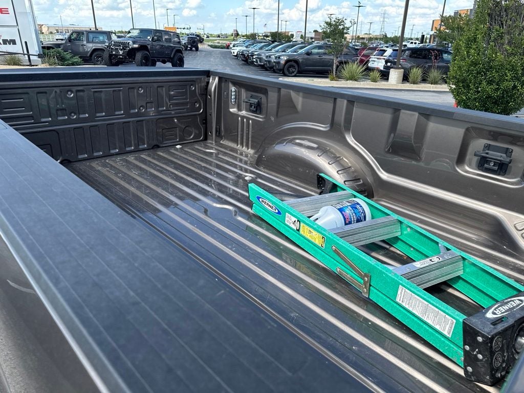 2023 Ford F-350SD LARIAT