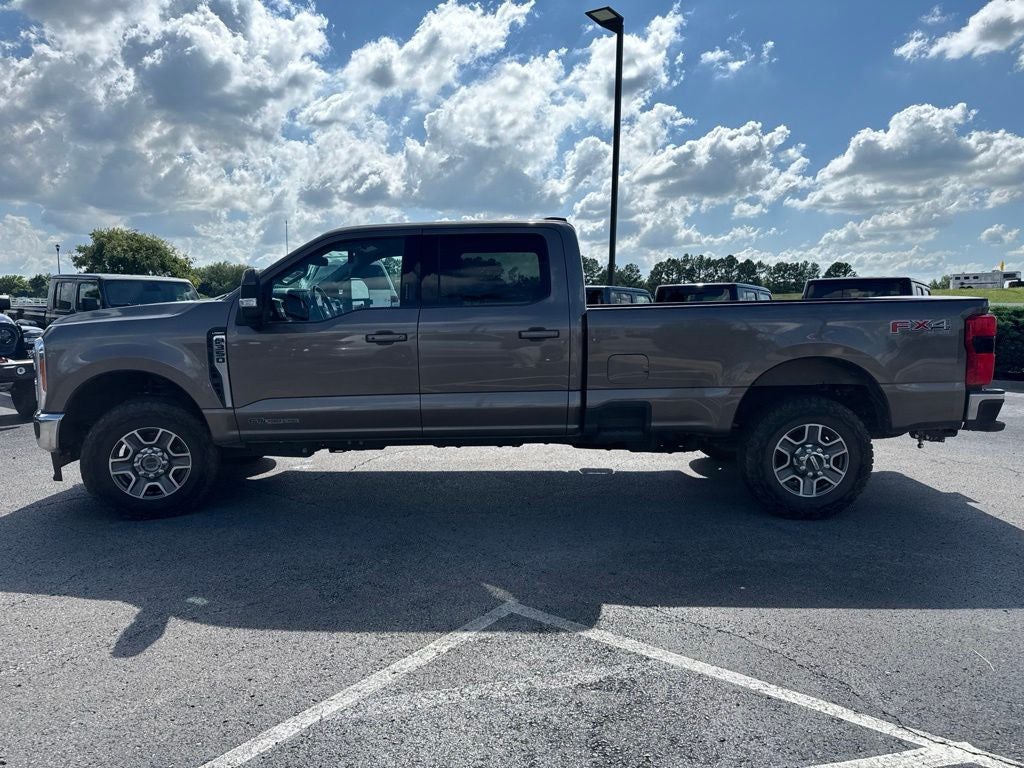 2023 Ford F-350SD LARIAT