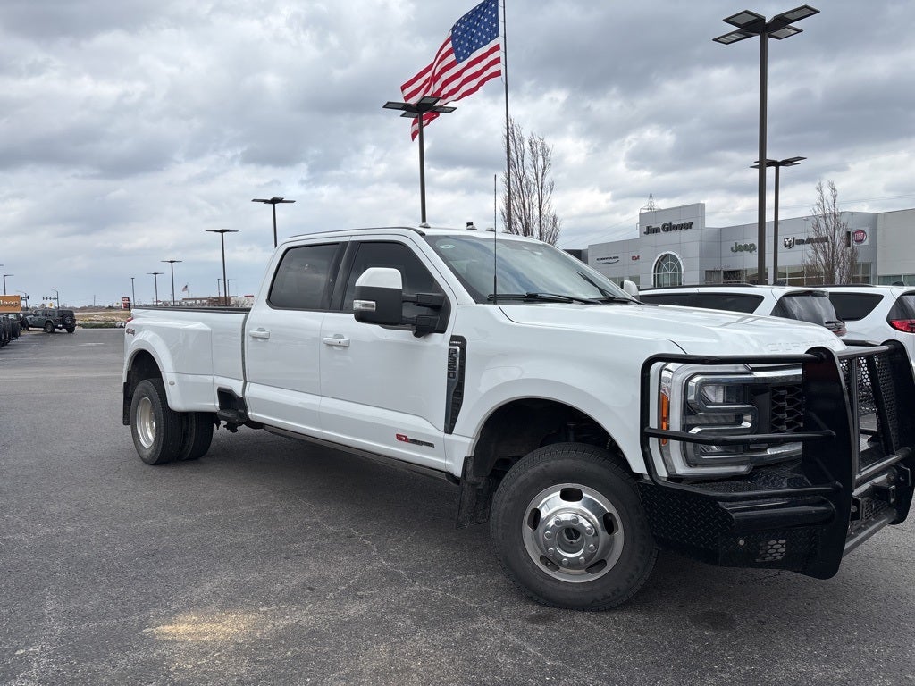 2023 Ford F-350SD LARIAT