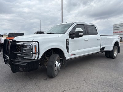 2023 Ford F-350SD LARIAT