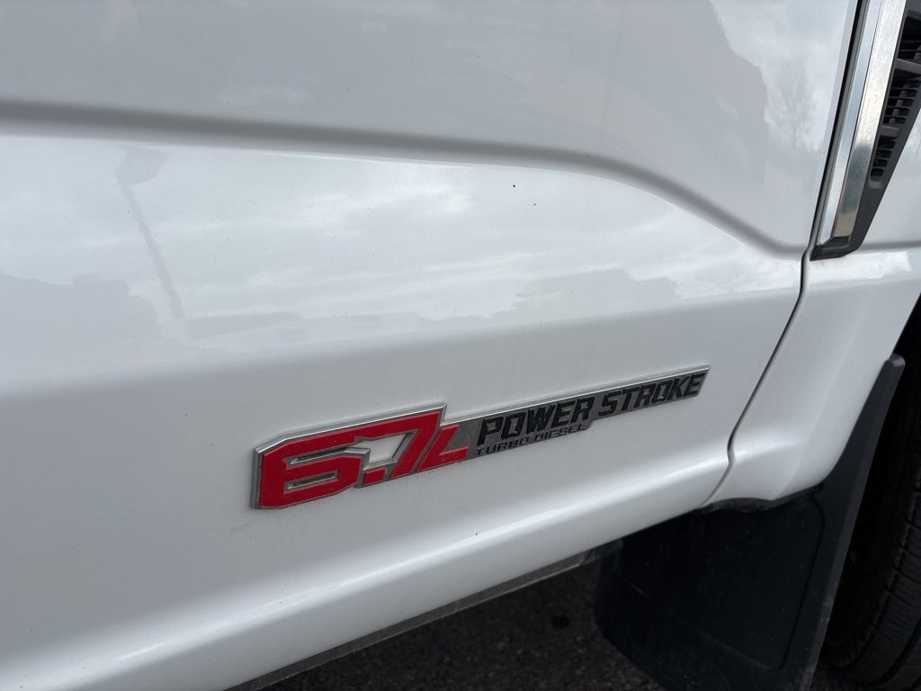 2023 Ford F-350SD LARIAT