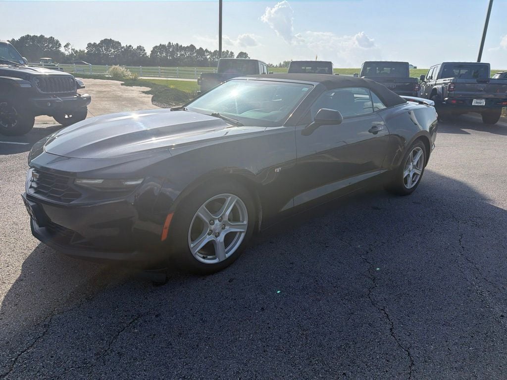 2020 Chevrolet Camaro RWD Convertible 1LT