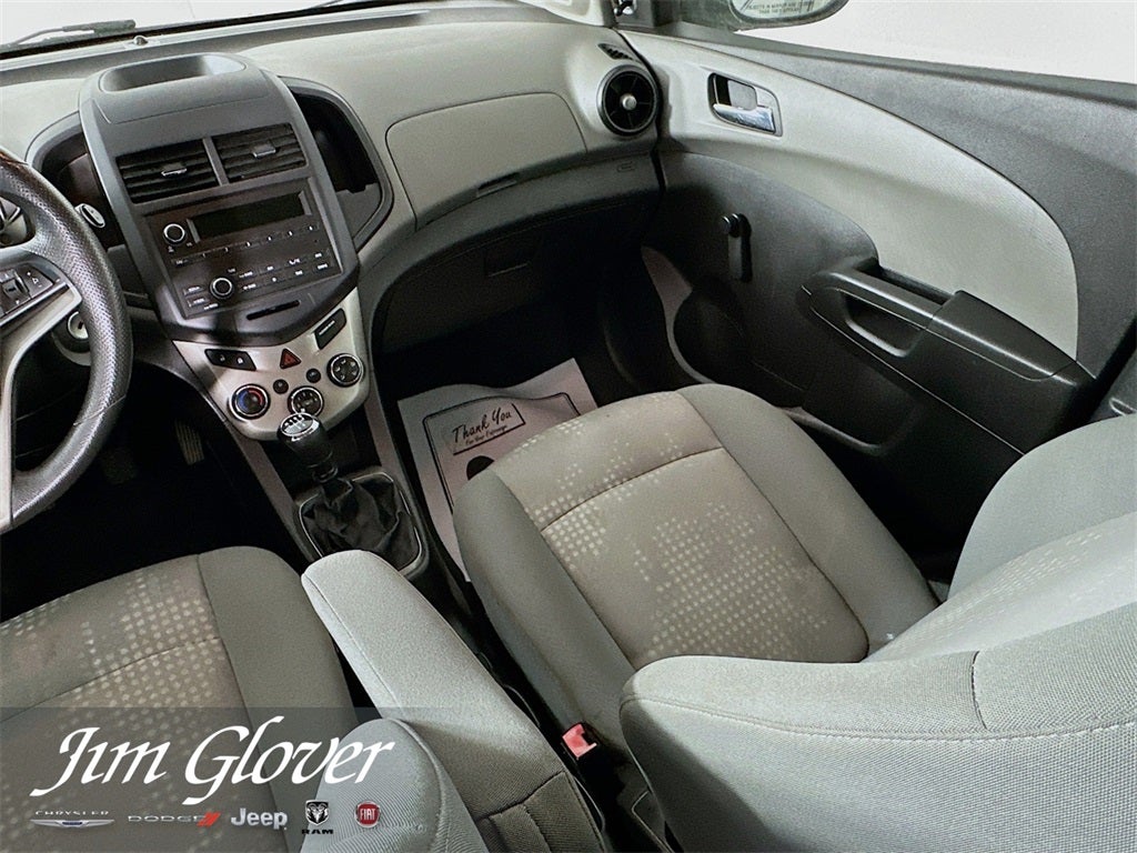 2013 Chevrolet Sonic LS Manual