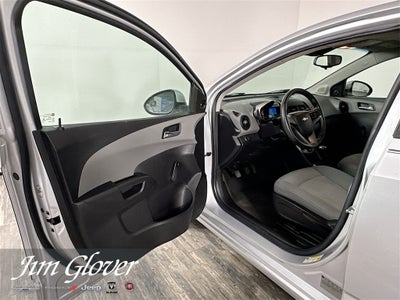 2013 Chevrolet Sonic LS Manual