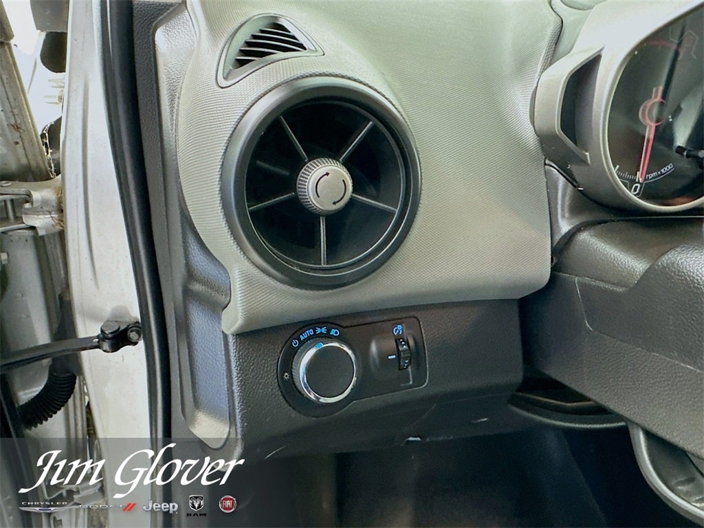 2013 Chevrolet Sonic LS Manual