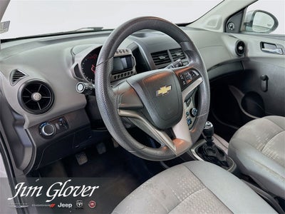 2013 Chevrolet Sonic LS Manual