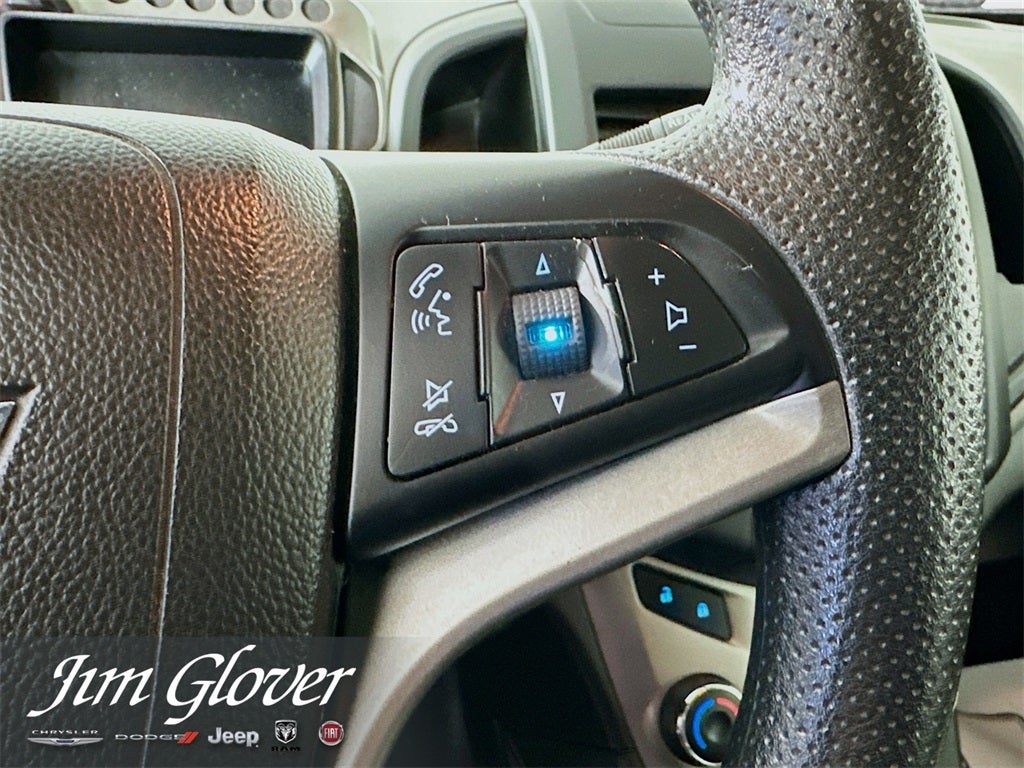 2013 Chevrolet Sonic LS Manual