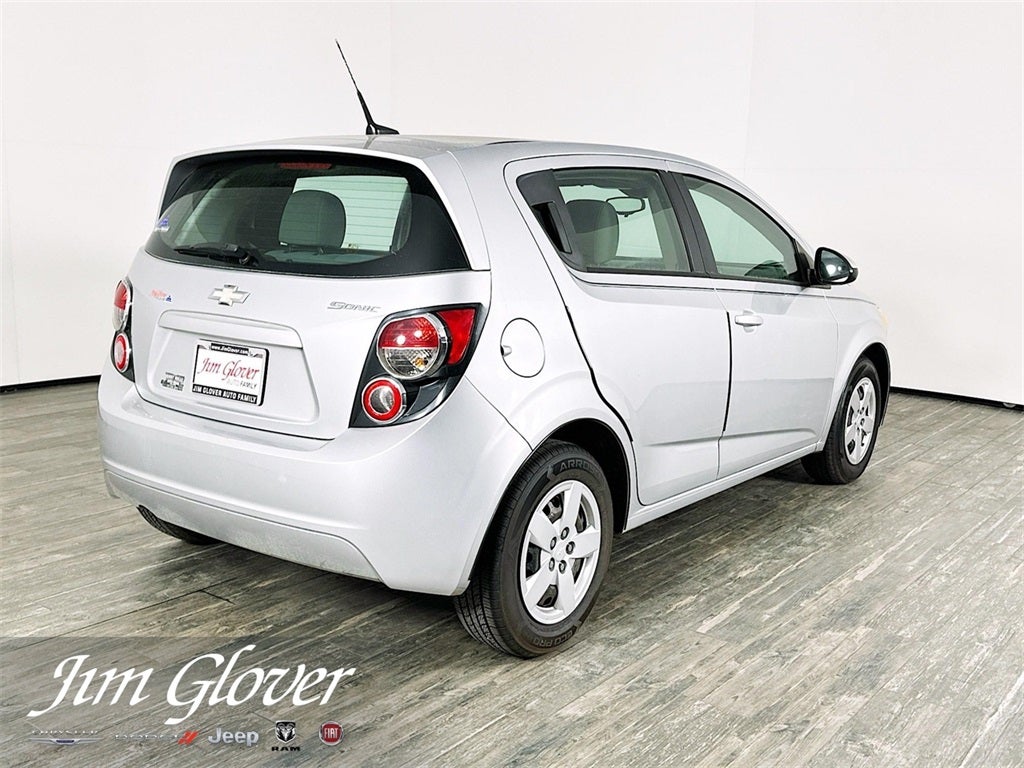 2013 Chevrolet Sonic LS Manual