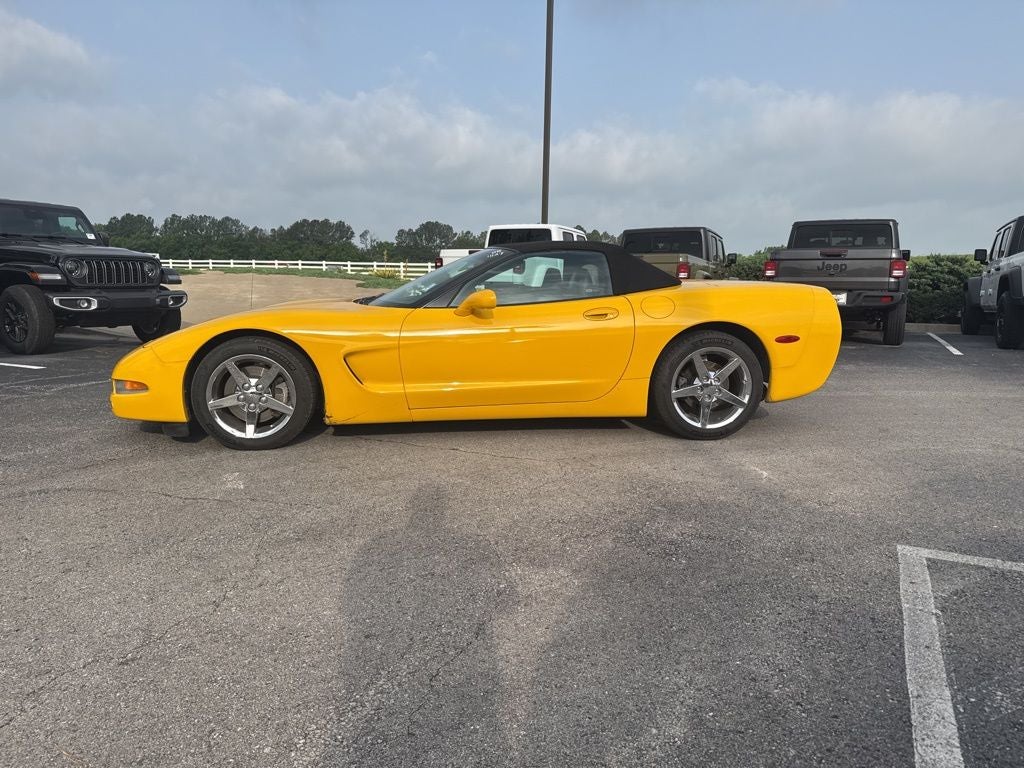 2000 Chevrolet Corvette Base