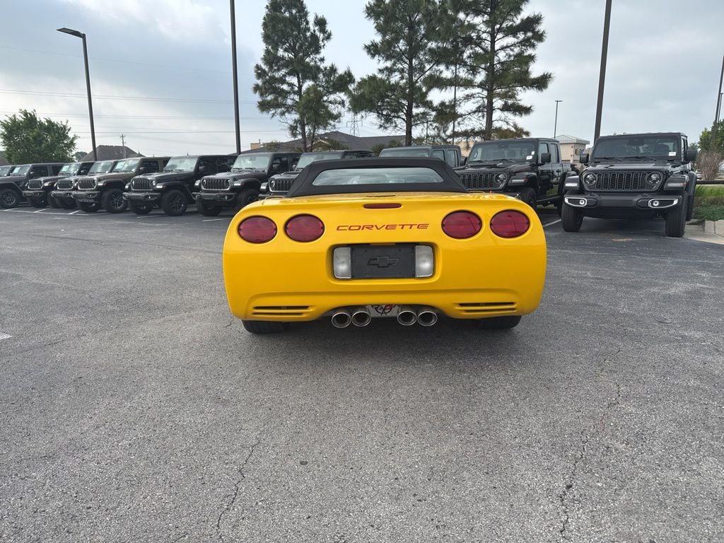 2000 Chevrolet Corvette Base