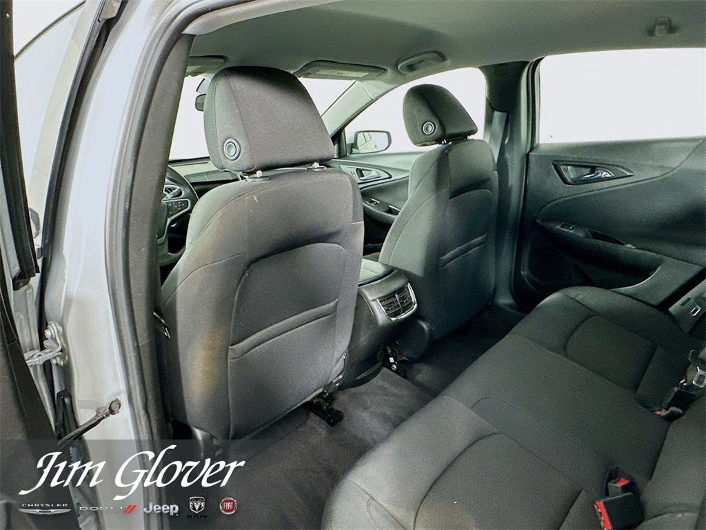 2022 Chevrolet Malibu FWD LT