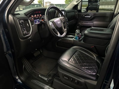 2022 Chevrolet Silverado 2500HD 4WD Crew Cab Standard Bed LTZ