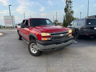 2005 Chevrolet Silverado 2500HD LS