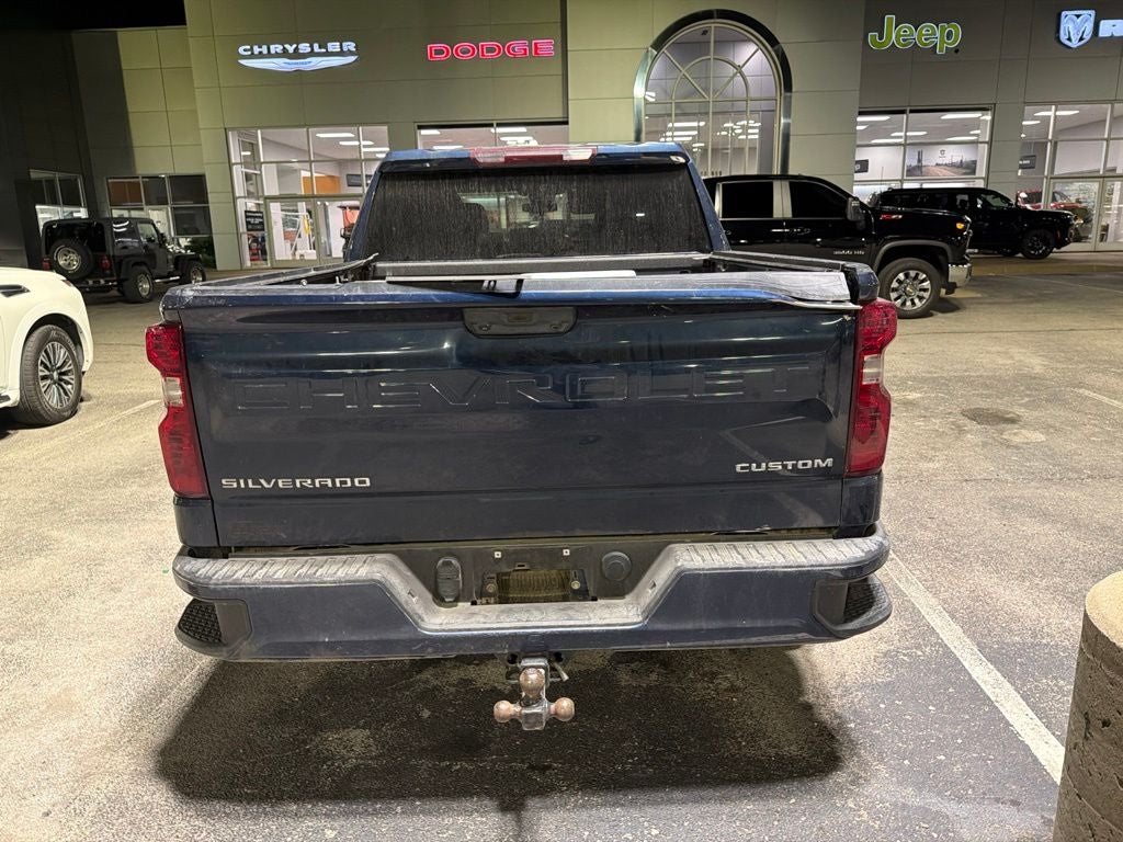 2022 Chevrolet Silverado 1500 2WD Crew Cab Short Bed Custom