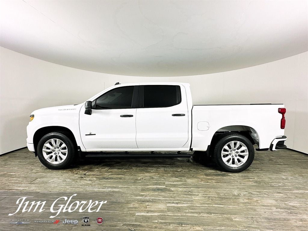 2022 Chevrolet Silverado 1500 2WD Crew Cab Short Bed Custom