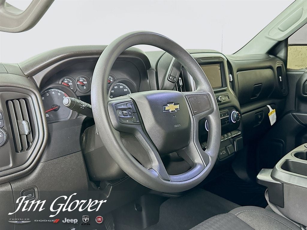 2022 Chevrolet Silverado 1500 2WD Crew Cab Short Bed Custom