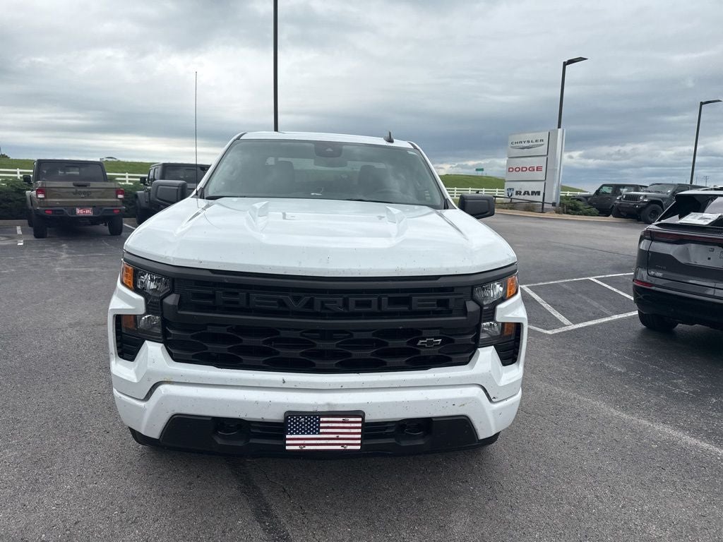 2024 Chevrolet Silverado 1500 4WD Crew Cab Short Bed Custom