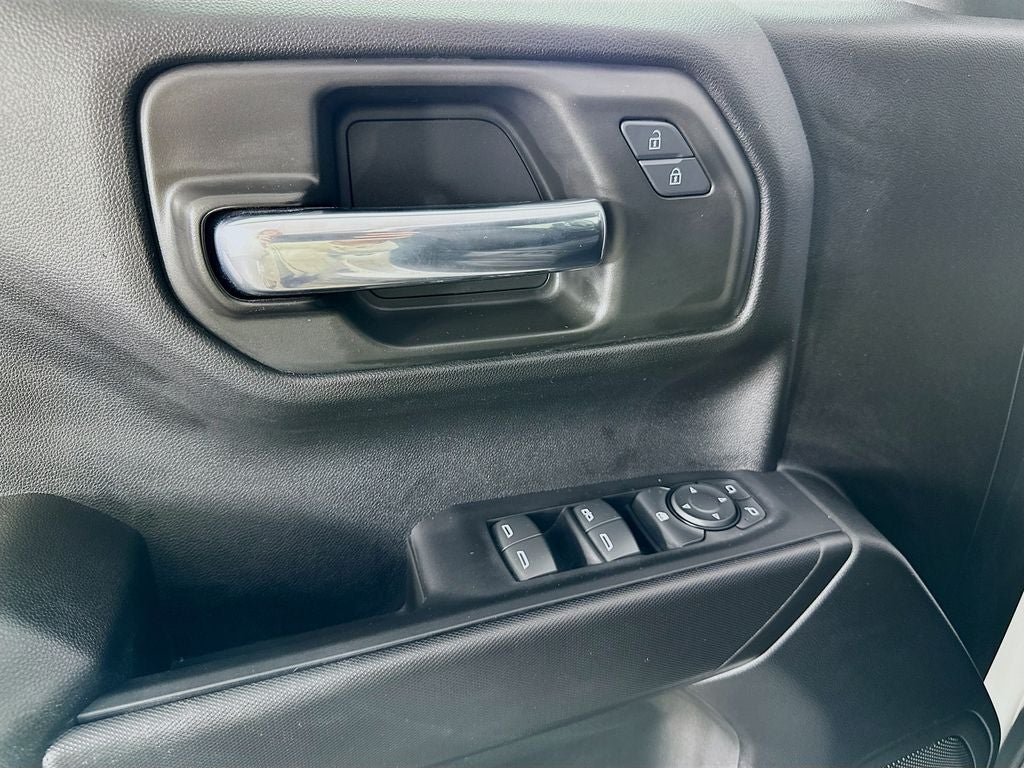2024 Chevrolet Silverado 1500 4WD Crew Cab Short Bed Custom
