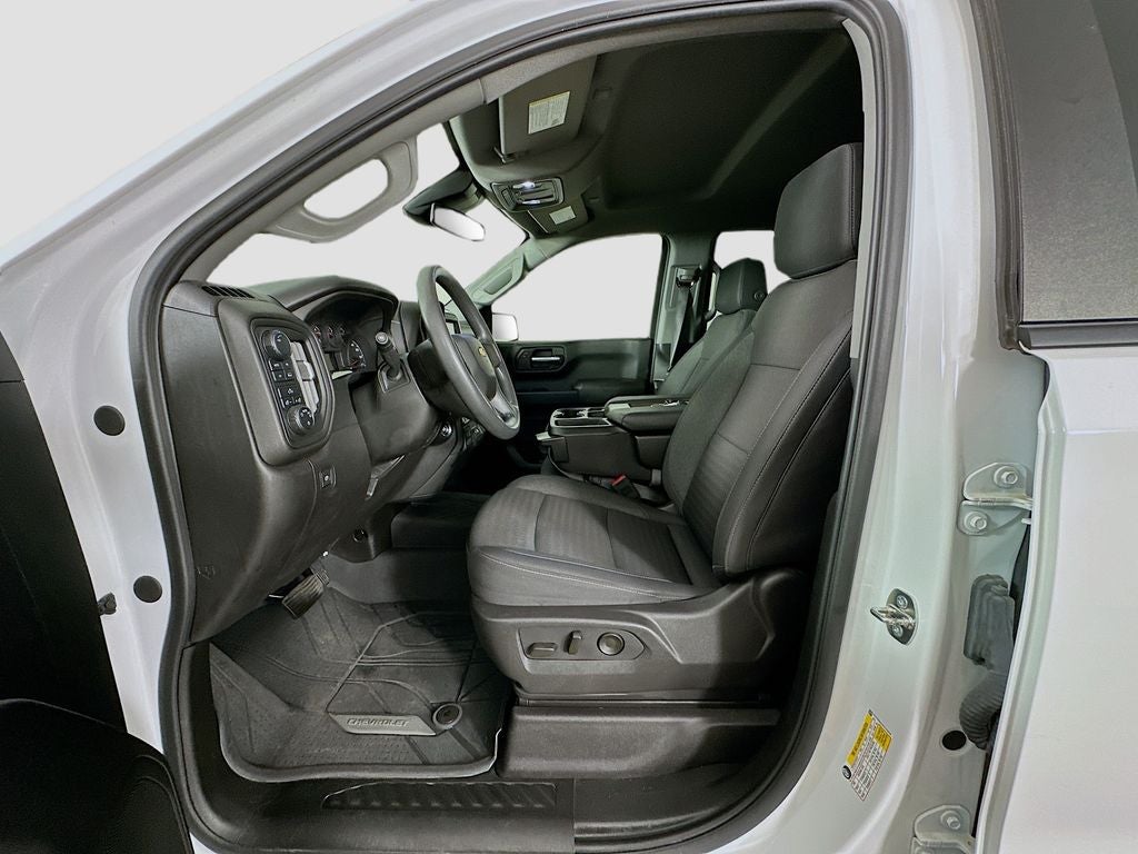 2024 Chevrolet Silverado 1500 4WD Crew Cab Short Bed Custom