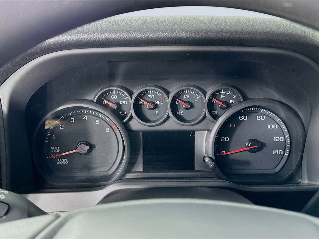 2024 Chevrolet Silverado 1500 4WD Crew Cab Short Bed Custom