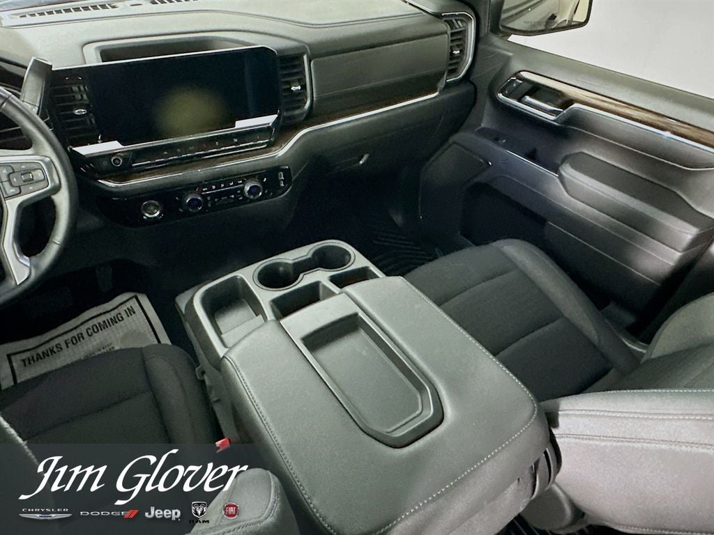 2023 Chevrolet Silverado 1500 4WD Crew Cab Short Bed LT with 2FL