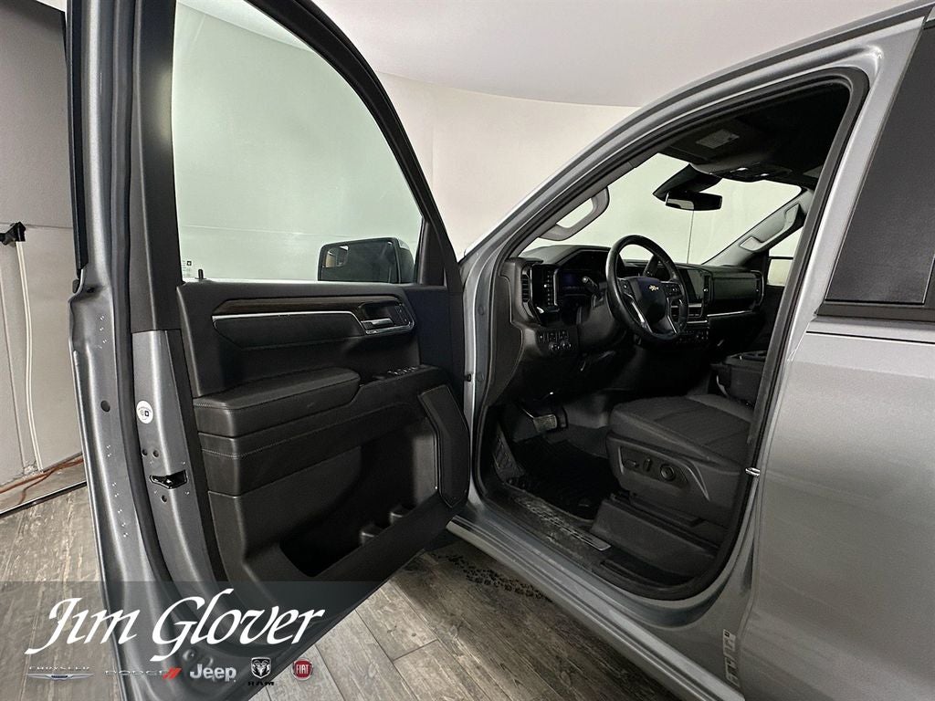 2024 Chevrolet Silverado 1500 4WD Crew Cab Short Bed LT with 2FL