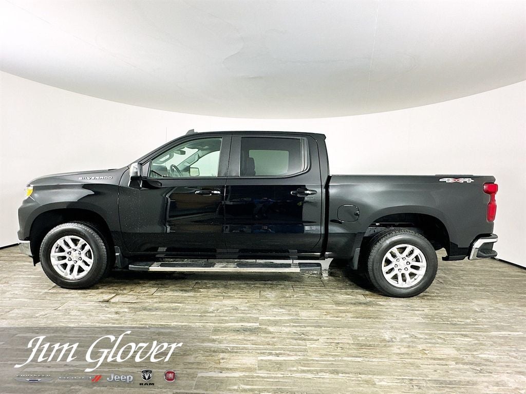 2022 Chevrolet Silverado 1500 4WD Crew Cab Short Bed LT with 2FL