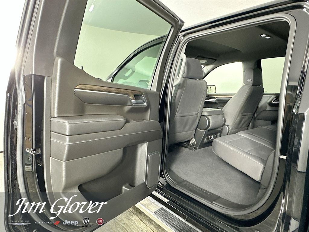 2022 Chevrolet Silverado 1500 4WD Crew Cab Short Bed LT with 2FL