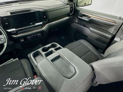 2022 Chevrolet Silverado 1500 4WD Crew Cab Short Bed LT with 2FL