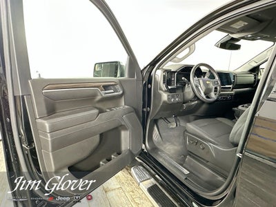 2022 Chevrolet Silverado 1500 4WD Crew Cab Short Bed LT with 2FL