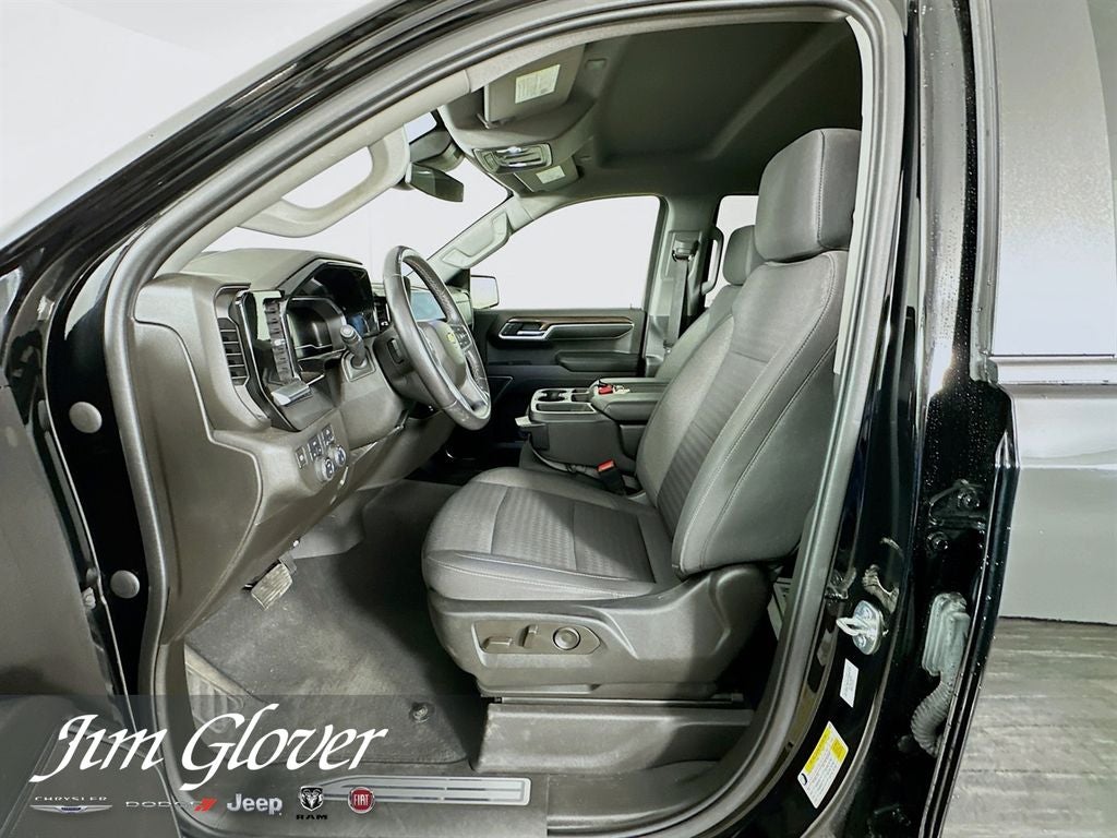 2022 Chevrolet Silverado 1500 4WD Crew Cab Short Bed LT with 2FL