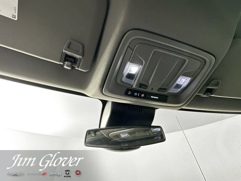 2022 Chevrolet Silverado 1500 4WD Crew Cab Short Bed LT with 2FL