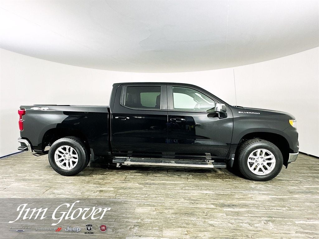 2022 Chevrolet Silverado 1500 4WD Crew Cab Short Bed LT with 2FL