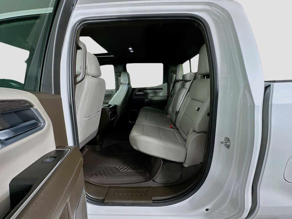 2025 Chevrolet Silverado 1500 4WD Crew Cab Short Bed LTZ