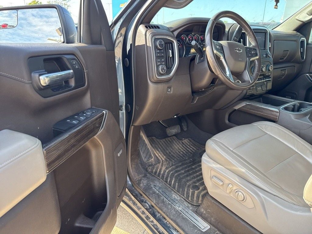 2020 Chevrolet Silverado 1500 4WD Crew Cab Short Bed RST