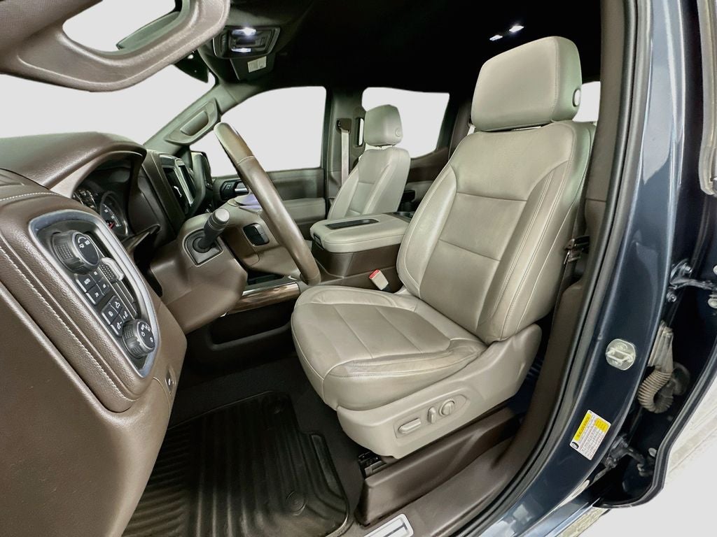 2020 Chevrolet Silverado 1500 4WD Crew Cab Short Bed RST