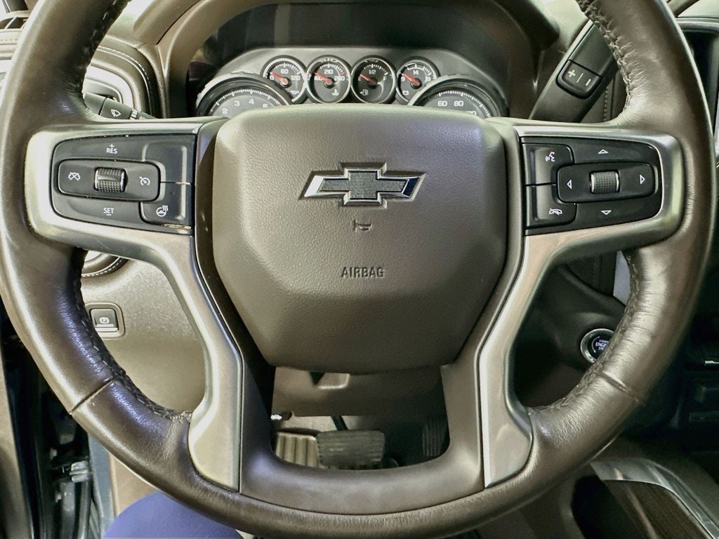 2020 Chevrolet Silverado 1500 4WD Crew Cab Short Bed RST