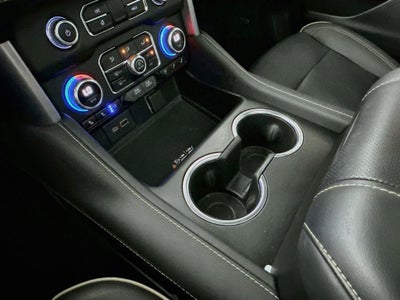 2022 GMC Yukon 4WD SLT