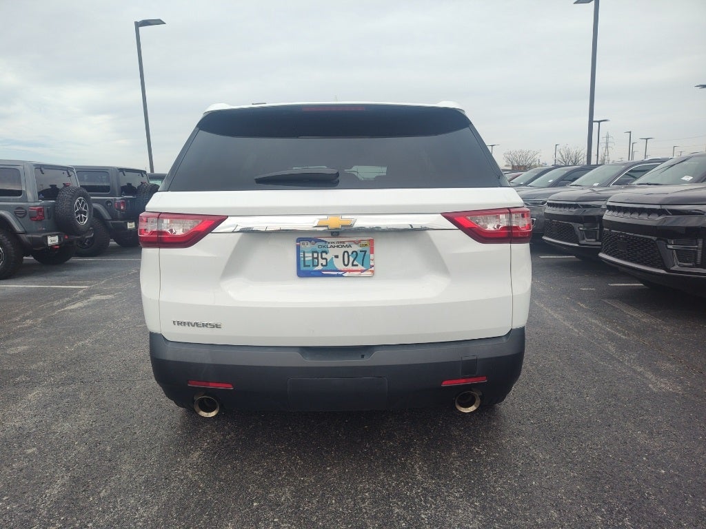 2021 Chevrolet Traverse LS