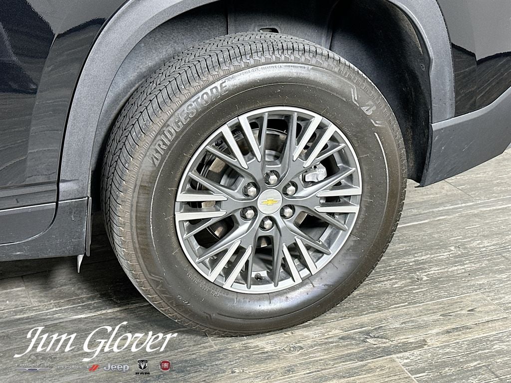 2024 Chevrolet Traverse FWD LT