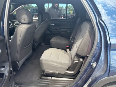2023 Chevrolet Traverse FWD LT Cloth
