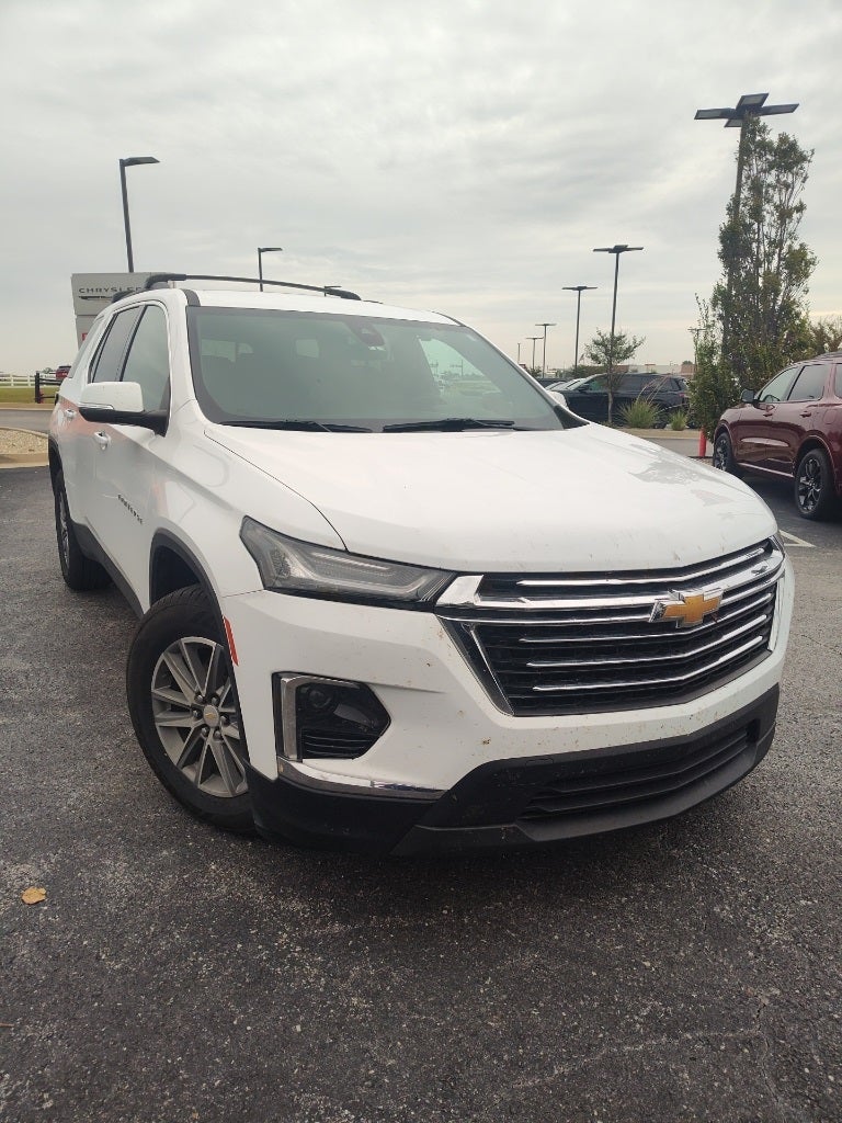 2023 Chevrolet Traverse FWD LT Cloth